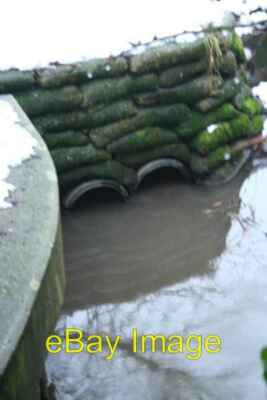 Foto 6x4 Sturmpfeifen zum Bach Cholsey Diese beiden Pfeifen laufen aus der F c2009