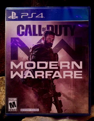 Call of Duty Modern Warfare PS4.  §