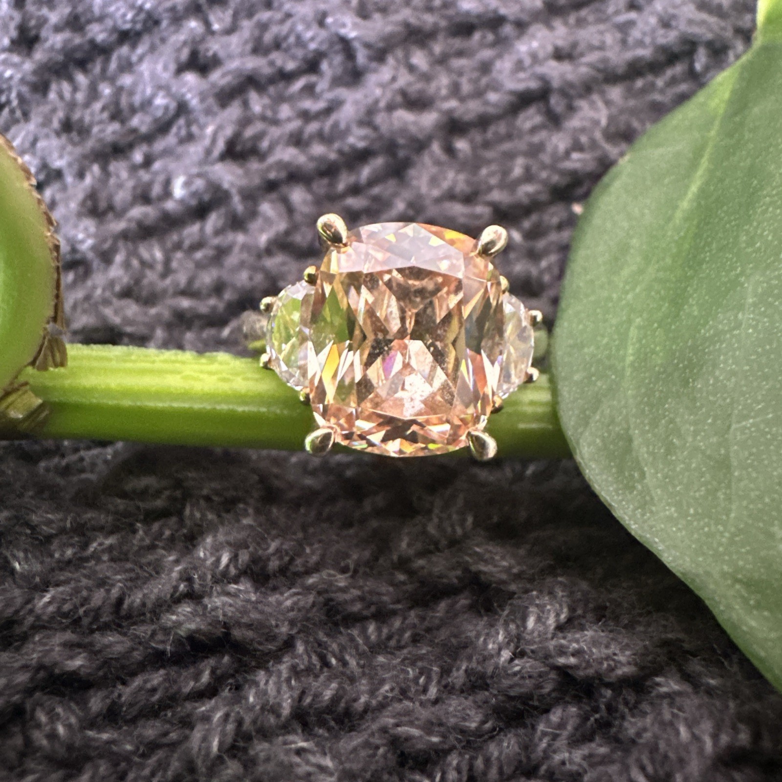 Beautiful Ring - image 6