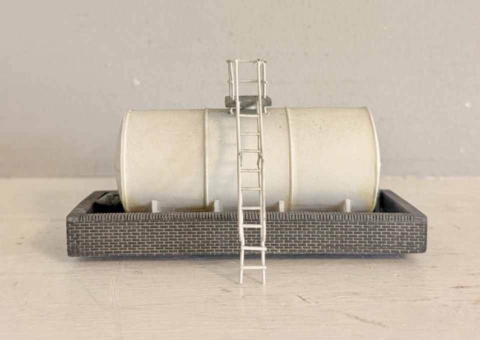 Bachmann Scenecraft 44-129 Fuel Storage Tank OO Gauge - Image 2 of 3