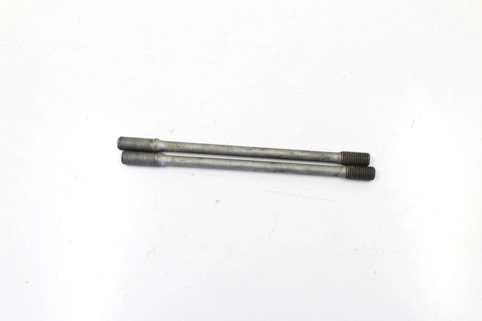 2000 SUZUKI KATANA 750 OEM MEDIUM CYLINDER HEAD STUD BOLT SET PAIR - Image 3 of 4