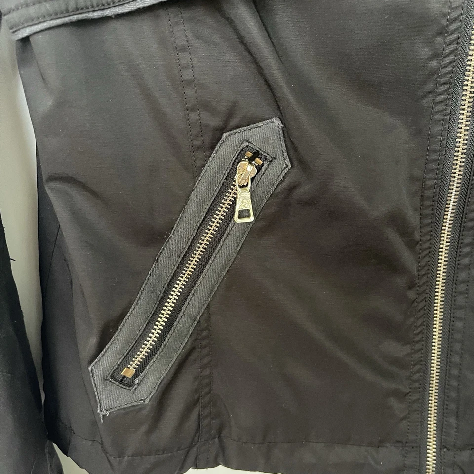 Sam Edelman Jacket Sz Large Black Bomber Windbreaker Lightweight Versatile Chic - Image 4 of 4