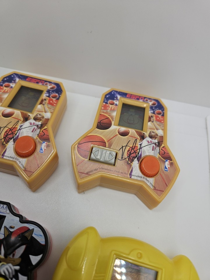 vintage-handheld-electronic-games-mcdonalds-burger-king-toys-non
