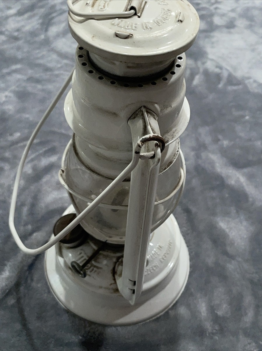 Vintage Meva 864 Kerosene/Paraffin Hurricane Lantern Made In Czech