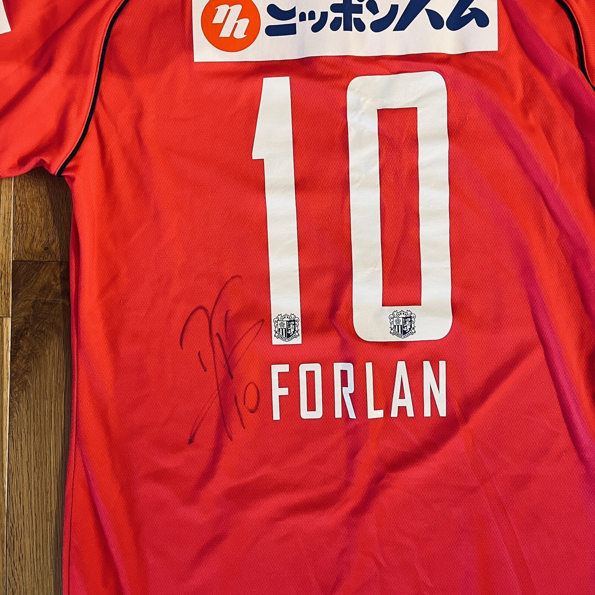 SIGNED]Authentic Diego Forlan Cerezo Osaka Jersey 2014- Rare US L