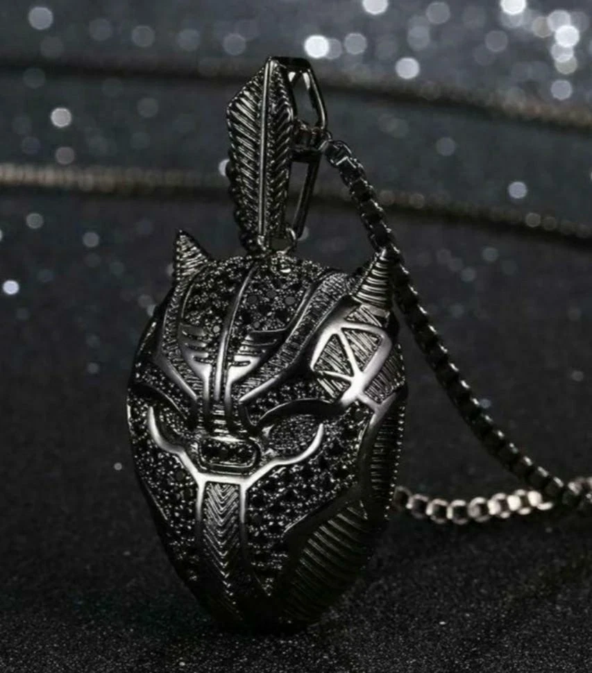 Wakanda chain iced out deals