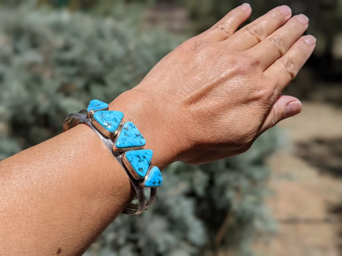 Navajo 2024 turquoise bracelet