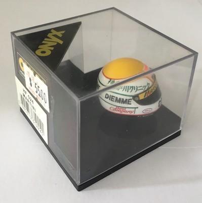 Miniature Casque F1 Du Pilote Pierluigi Martini échelle 1/12 - Marque Onyx HF024 - Occasion Excellent état (boîte Abîmée)