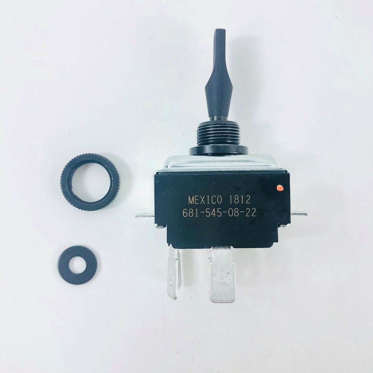 FREIGHTLINER CTH/8956K899 TOGGLE SWITCH 4 TERMINALS 2 FREIGHTLINER CTH/8956K899 TOGGLE SWITCH 4 TERMINALS 2