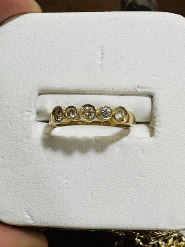 K18 Japan Yellow Fine Gold Ring With .27 Carat Diamond fits 2.8grams 7”/7.5” - Picture 16 of 24