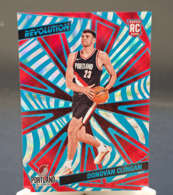 Donovan Clingan 2024-25 Panini Revolution 52/60 Silver Future Frame RC #108