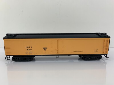 Broadway Limited 881 GACX 53.6" URTX Wood Reefer #3000 Yellow sides, HO ...