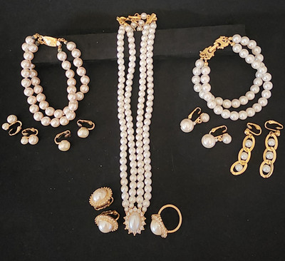 VNTG SIGNED Set Avon Faux Pearl Lot Gold Tone Necklace Bracelets Earrings Ring