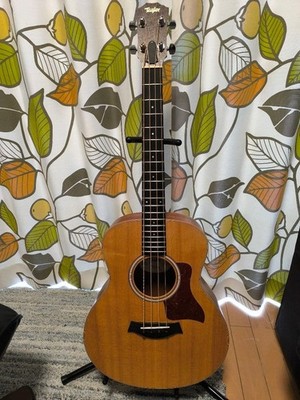 Taylor Mini Acoustic Electric Guitar Bass Safe delivery from Japan