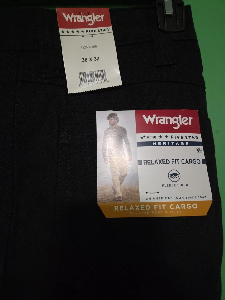 Wrangler Mens Fleece Lined Relaxed Fit Cargo Black Cotton Pants Size 38x32 NWT - Image 2 of 2