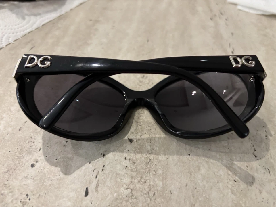 Vintage Dolce & Gabbana DG4051 501/87 Sunglasses - Image 2 of 4