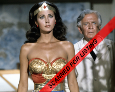 LYNDA CARTER as WONDER WOMAN 8X10 PHOTO #8862 | eBay