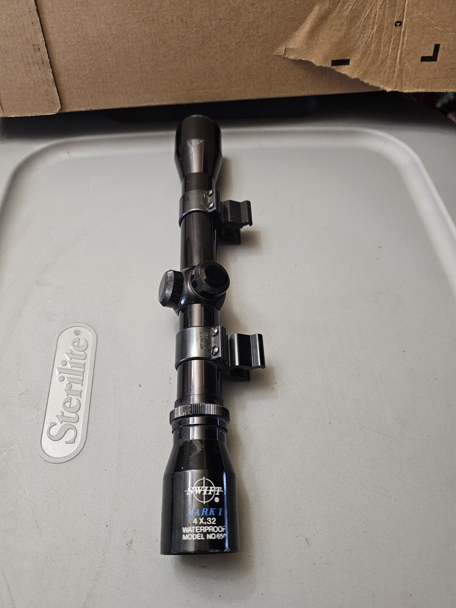 Vintage Swift Mark 1 4X.32 Black Rifle Scope Model 650 Pre Owned