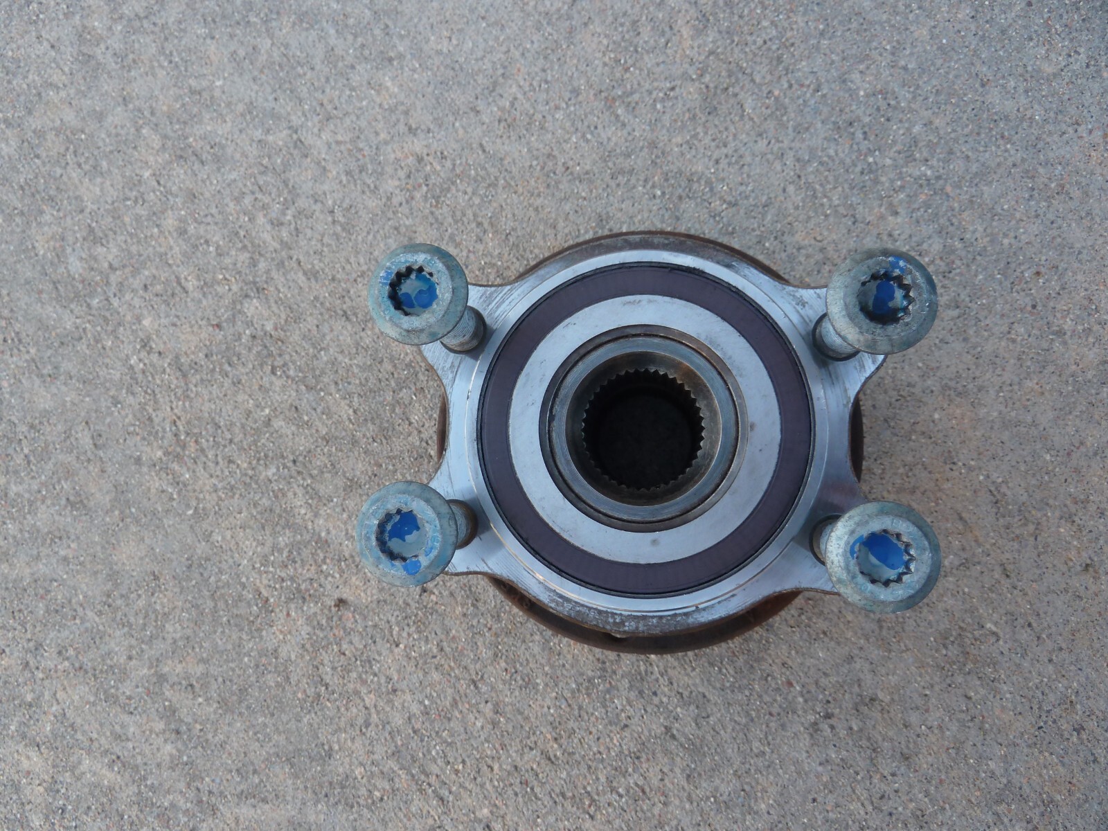 FRONT REAR WHEEL BEARING ASSEMBLY FOR BENTLEY CONTINENTAL GT GTC FLYING SPUR