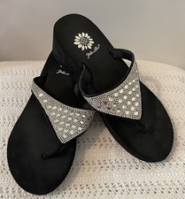 Yellow Box Womens Sandal Black Rhinestone Leather Straps Wedge Heel 7.5