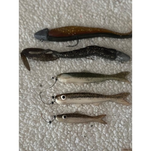 5 fishing lures - Picture 2 of 6