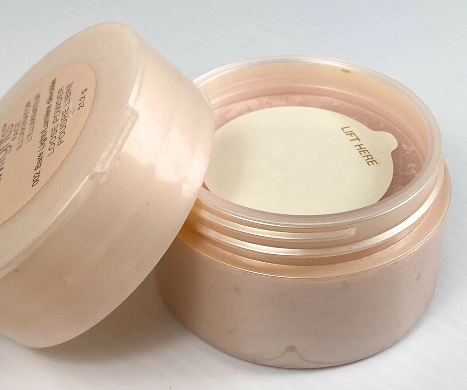 New REVLON Skinlights Face Illuminator Loose Powder 002 Bare Light **RARE - Image 2 of 4