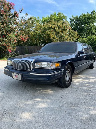 1997 Lincoln Town Car EXECUTIVE