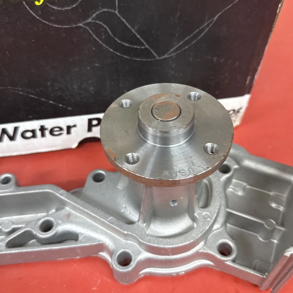 Bomba de agua del motor US Motor Works US9104 para camioneta Nissan D21 Pathfinder 86-95 Foto 4 de 4