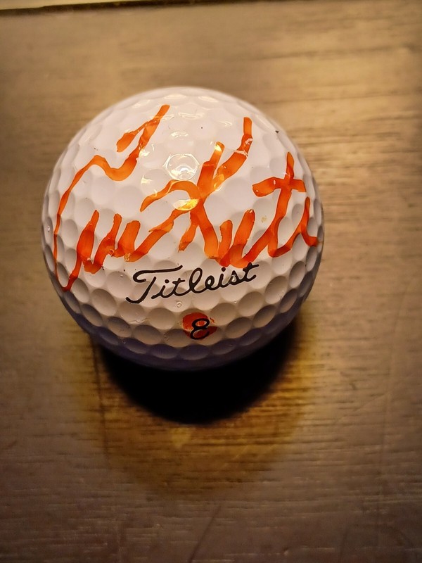Tournament used Titleist golf ball signed by Tom Kite, 1992 U.S. Open Champ, HOF