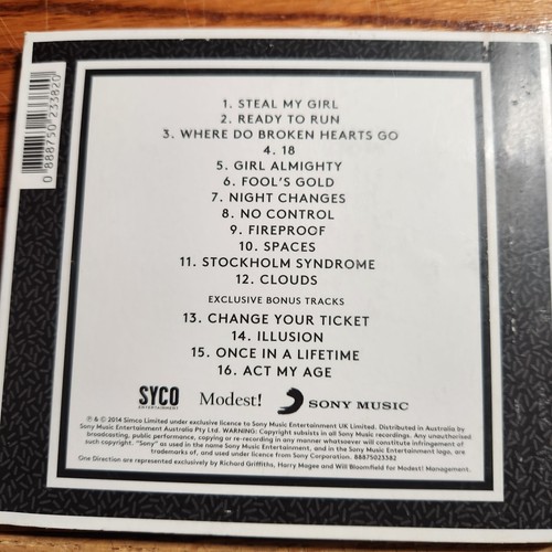 Four by One Direction Ultimate Edition Australia UK w/booklet plus 2 other CD's - Picture 2 of 7
