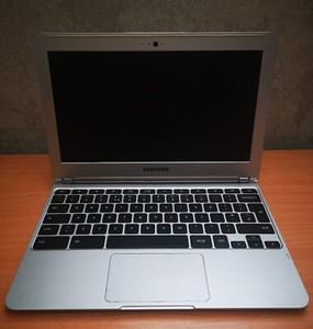 Samsung Chrome Notebook - Silber (XE303C12) *Nur Ersatzteile*