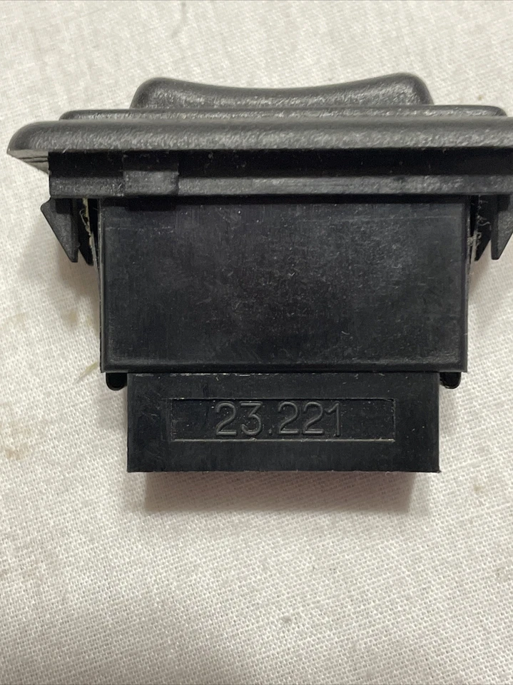 1995 Plymouth DODGE NEON Center Console Switches ?? Seat 23221 - Image 4 of 4