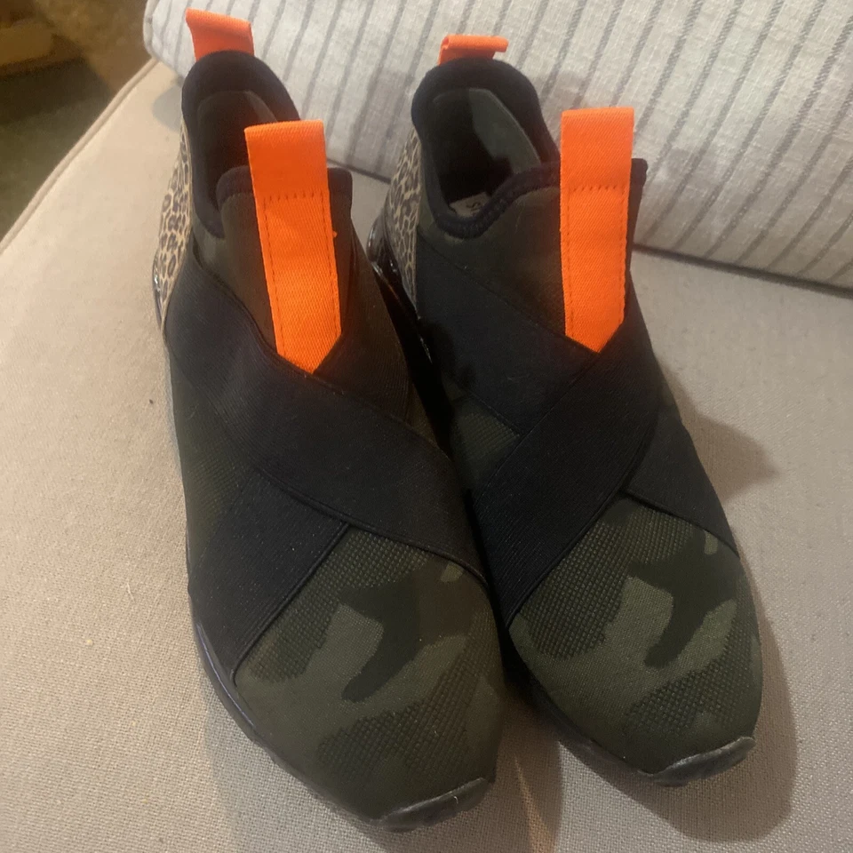 Steve Madden Cliff Camo & leopard Sneakers Size 8 Casual Comfortable Sneaker - Image 4 of 4