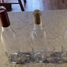 375 ML Clear Wine Bottles, screw top or cork, 4,000, must take all
