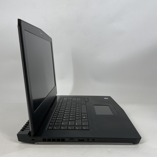 Dell Alienware 15 R3 FHD 2.8 GHz i7-7700HQ 16GB 128GB SSD/1TB HDD GTX 1070 READ - Picture 4 of 11