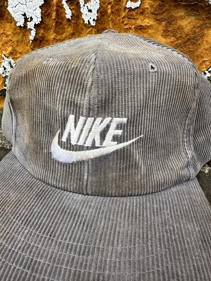 Vintage 1980s Nike Corduroy Gray Classic Swoosh Snapback Hat - Image 3 of 4