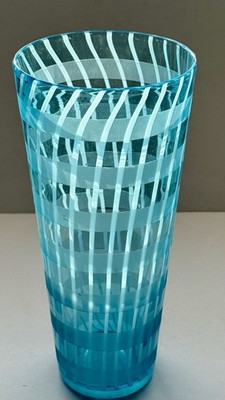  Nuvola'' Murano glass vase, entirely hand-blown in Italy during the early 1980s.