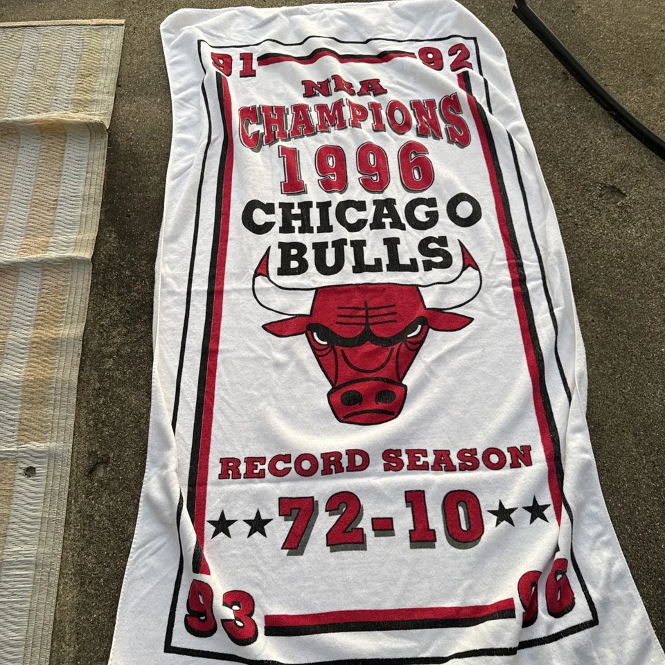 Toalla de campeonato original vintage de los Chicago Bulls/Jordan 1996 Foto 3 de 4
