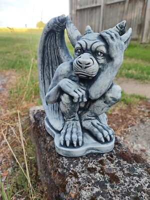 Massive Steinfigur Gargoyle - Der Wächter Torwächter aus Steinguss frostfest