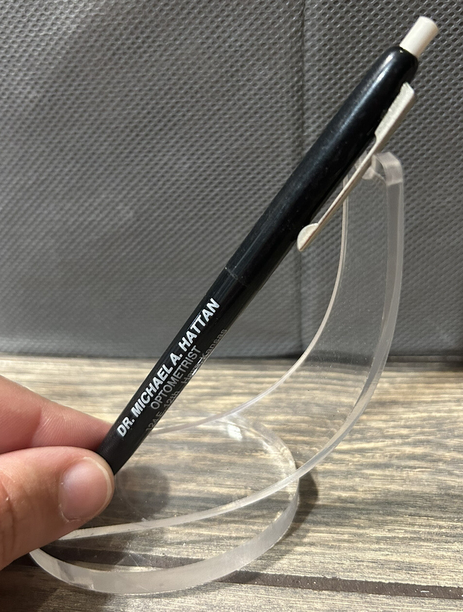 Vintage Dr Michael A Hattan Optometrist Hays Kansas Black Pen