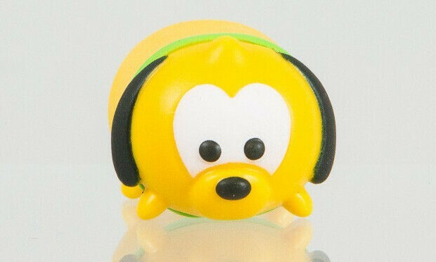 tsumo 専用です！ Lot of 30 Disney Tsum Tsum Plastic Vinyl Large Small Accessories