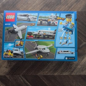 LEGO CITY: Airport VIP Service (60102)
