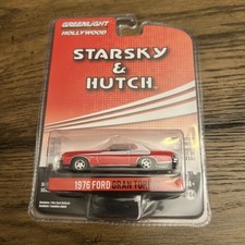 2022 GREENLIGHT 1976 FORD GRAN TORINO STARSKY  HUTCH HOLLYWOOD SERIES 1:64