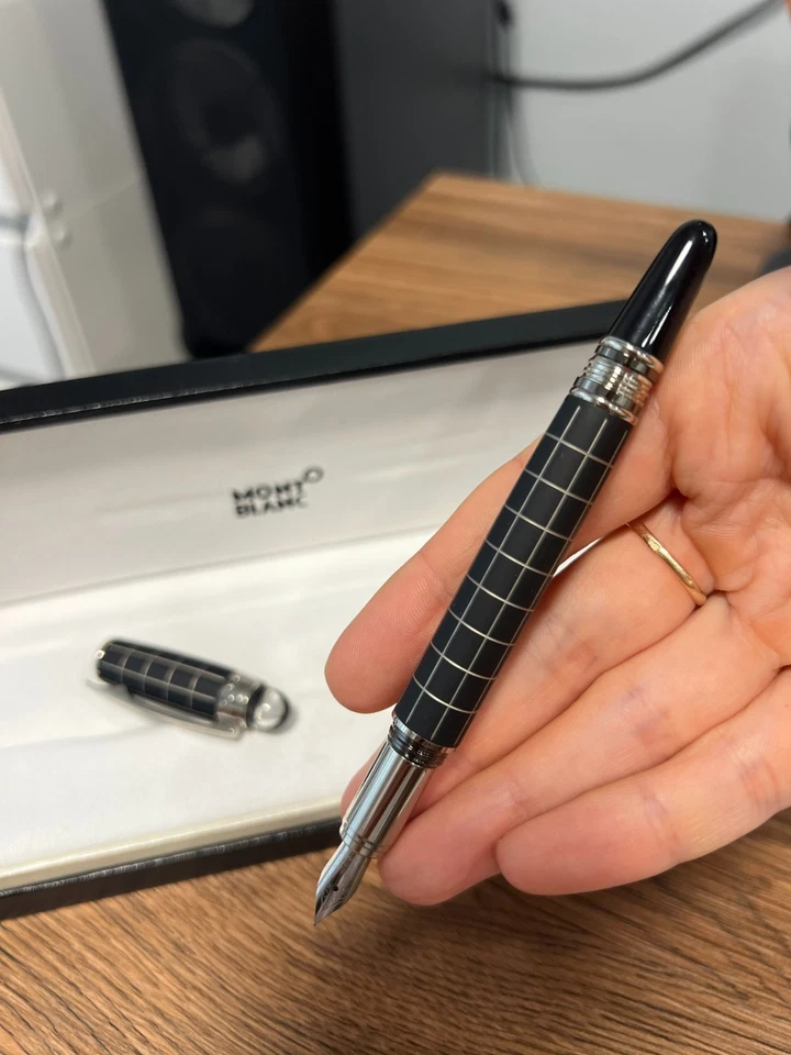 万宝龙Starwalker橡胶钢笔 — 第 4/4 张图片