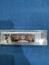 Micro-Trains N Scale Great Northern 33' Twin Bay Offset Side Hopper #73657