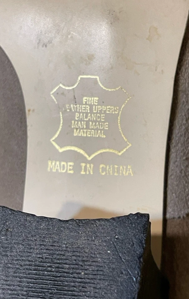 Marquise VTG Suede Slip On Button Close Block Heel Shoes 8 Witchy Coquette Pump - Image 4 of 4