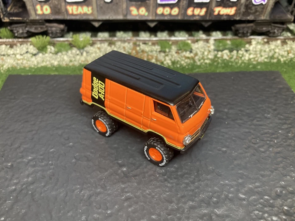 1967 Dodge A100 Van Lifted 4x4 Truck 1/64 Diecast Custom Off Road M2 Machines - Image 2 of 4