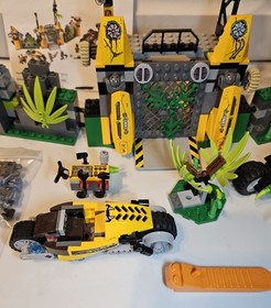 LEGO LEGENDS OF CHIMA: Lavertus' Outland Base (70134) 99.99% Complete.  READ ...