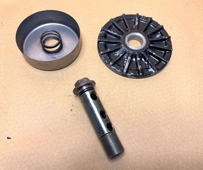 Kawasaki ZR750 Zephyr(ZR750C) Ölfilterdeckel 161261108