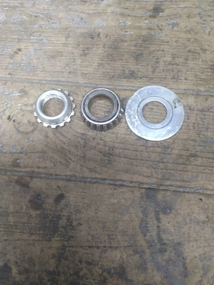 Harley-Davidson Electra Glide Ultra Classic 2008 vástago de dirección hardware BR-696 Foto 2 de 4